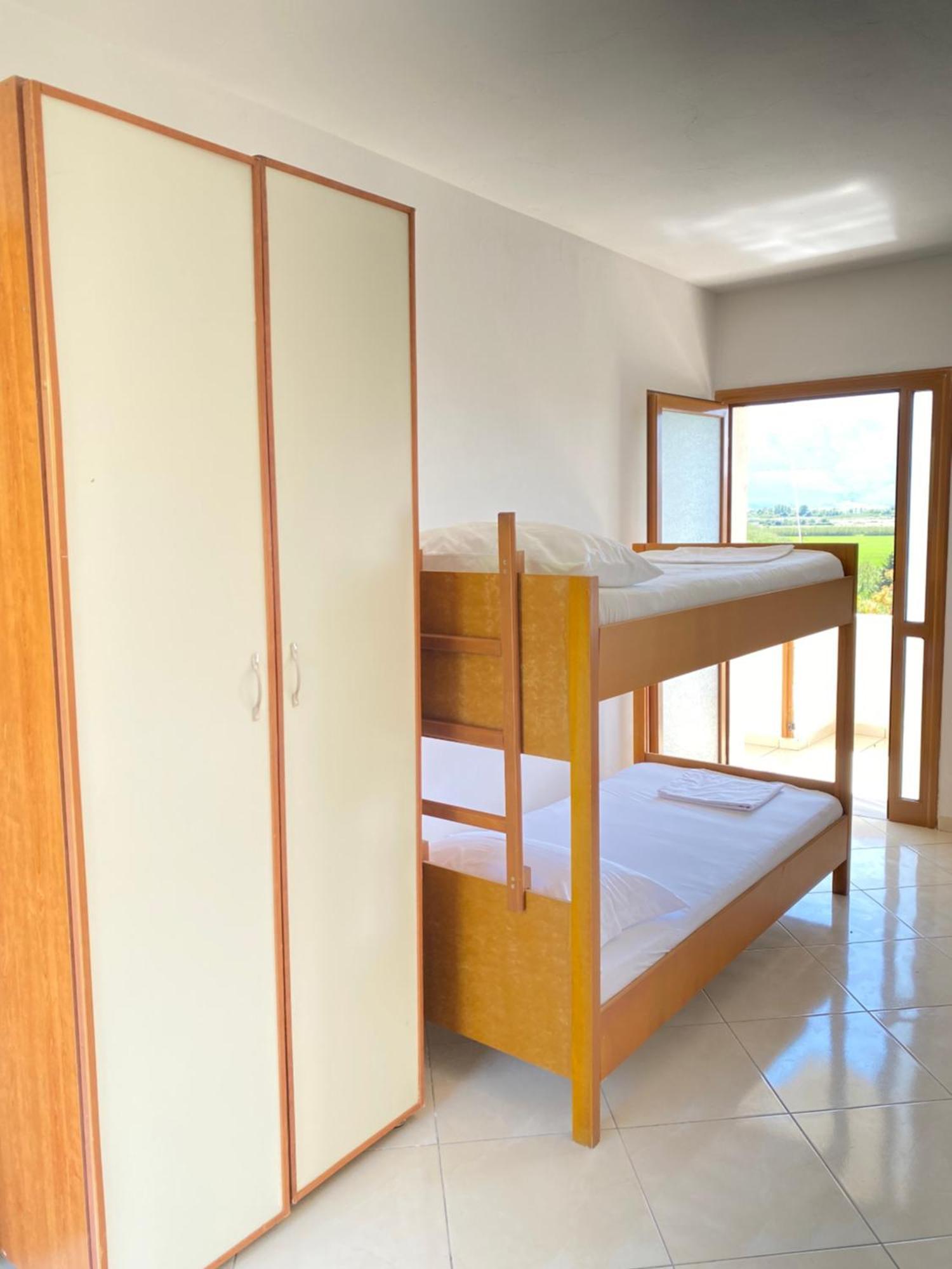 Apartament Radhime Вльора Екстер'єр фото
